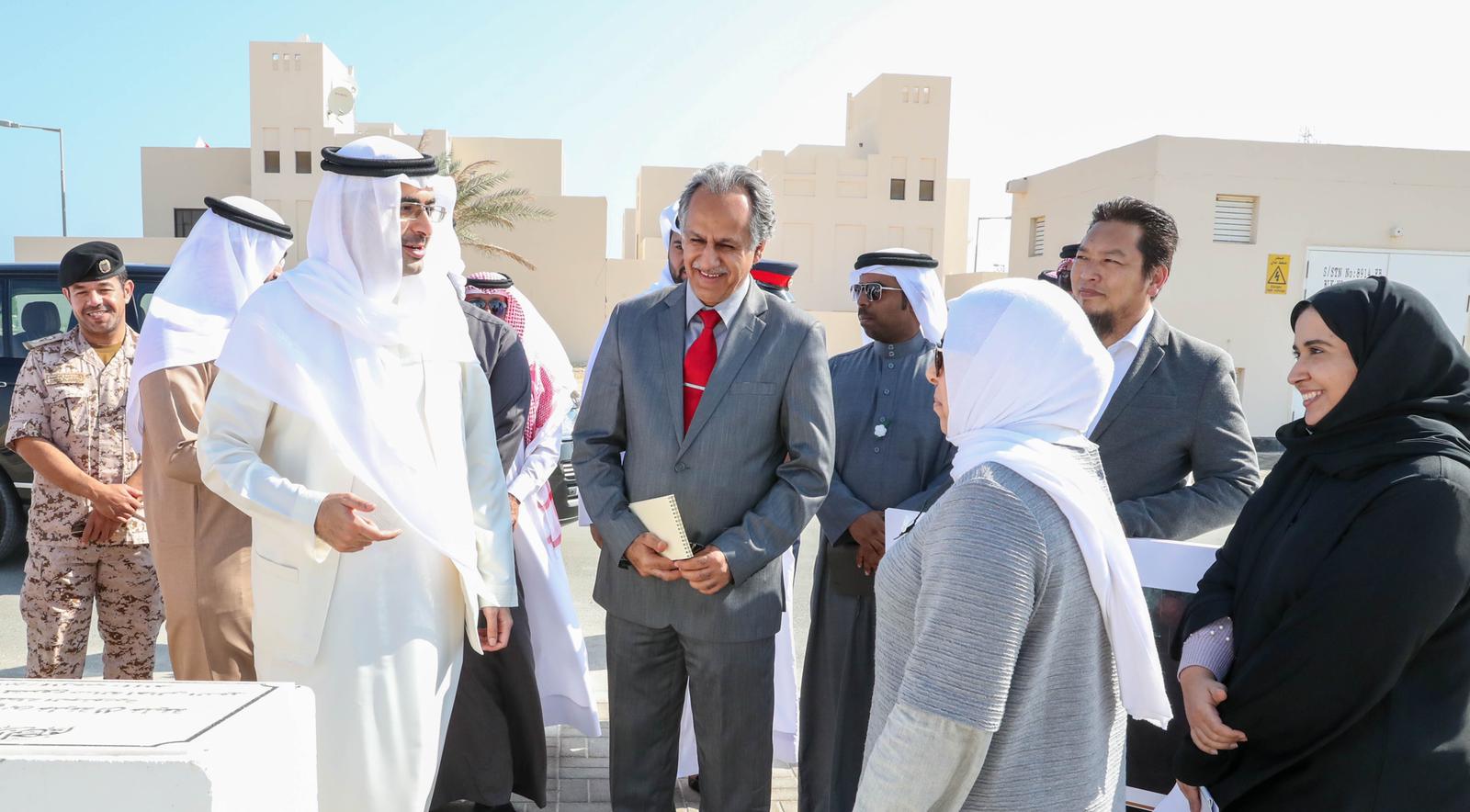 سمو محافظ الجنوبية يتفقد مناطق عسكر وجو والدور | وكالة أنباء البحرين