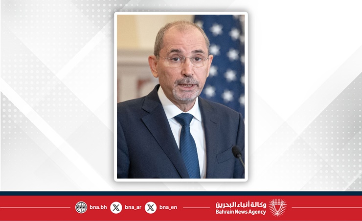 وزير الخارجية الأردني يبحث هاتفيا مع نظيرته البريطانية الأوضاع في المنطقة