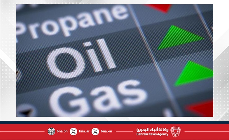 ارتفاع أسعار النفط مع زيادة المخزونات الأمريكية وتوقعات خفض الفائدة