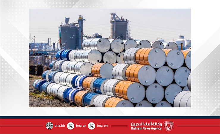 النفط يتراجع و"برنت"يسجل 65.59 دولار للبرميل
