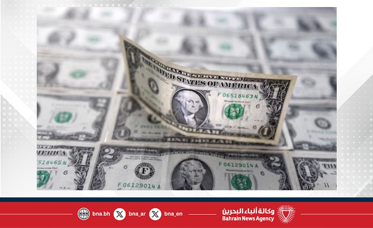 الدولار عند أدنى مستوى في سبعة أسابيع