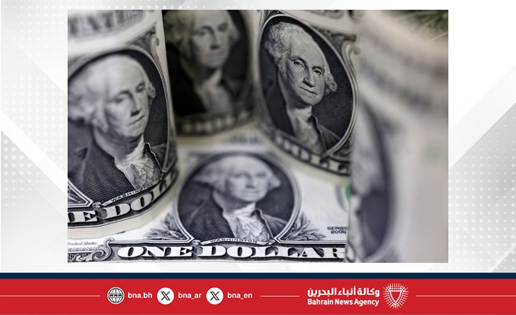 الدولار ينخفض مع ترقب تخفيض أسعار الفائدة الأمريكية