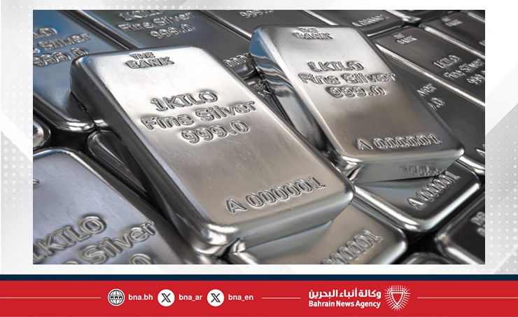 ارتفاع قياسي في أسعار الفضة مدفوعة بصعود الذهب عالميًا