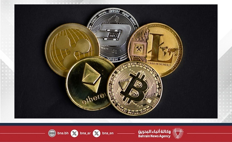 العملات الرقمية تشهد تراجعًا بعد قفزة قياسية للبيتكوين إلى 125 ألف دولار