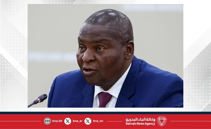 رئيس إفريقيا الوسطى يقدم ملف ترشحه للانتخابات الرئاسية