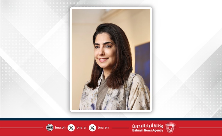 رئيسة جمعية البحرين للفنون التشكيلية تشارك في ندوة بلندن حول الاتجاهات الجديدة في الفن المعاصر