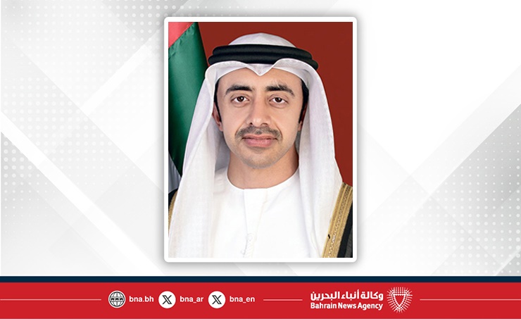 وزير الخارجية الاماراتي يبحث مع نظيره المصري التطورات الإقليمية