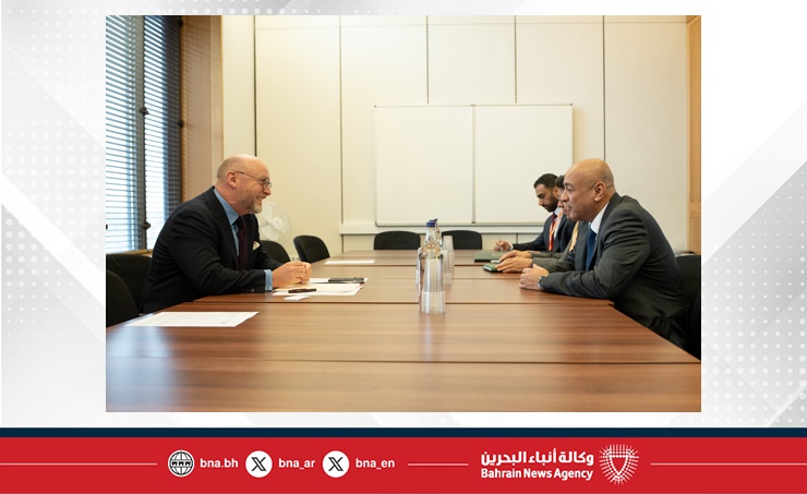 الأمين العام لمجلس التعاون يلتقي رئيس لجنة التجارة الدولية بالبرلمان في المملكة المتحدة