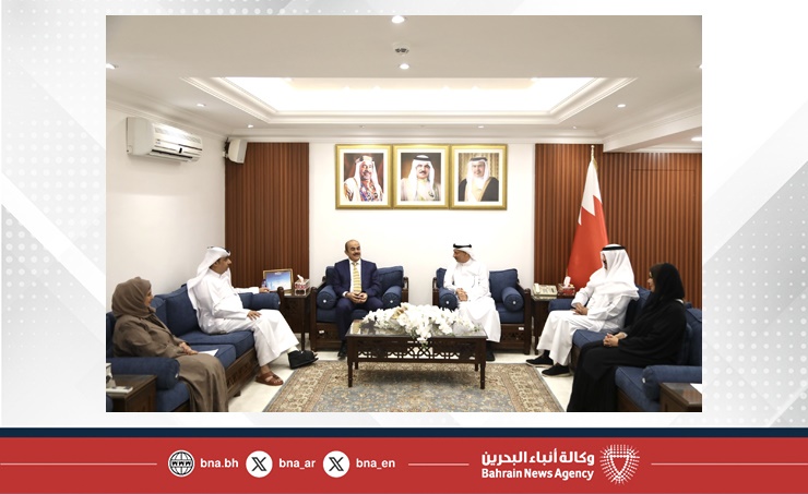 محافظ الشمالية يستقبل مدير الشئون الإدارية بـ "ألبا" لبحث سبل التعاون المشترك