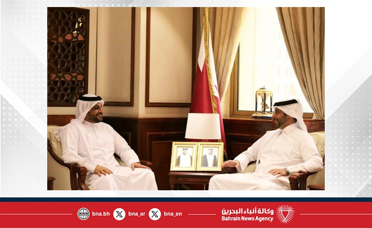 وزير البلدية بدولة قطر يستقبل سفير مملكة البحرين في الدوحة