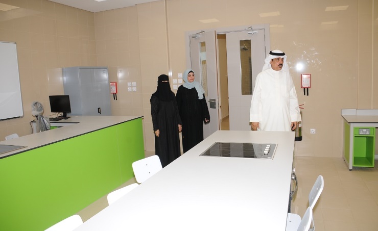 وكالة أنباء البحرين | تشغيل مبنيين أكاديميين في مدرسة سمو الشيخ محمد بن ...