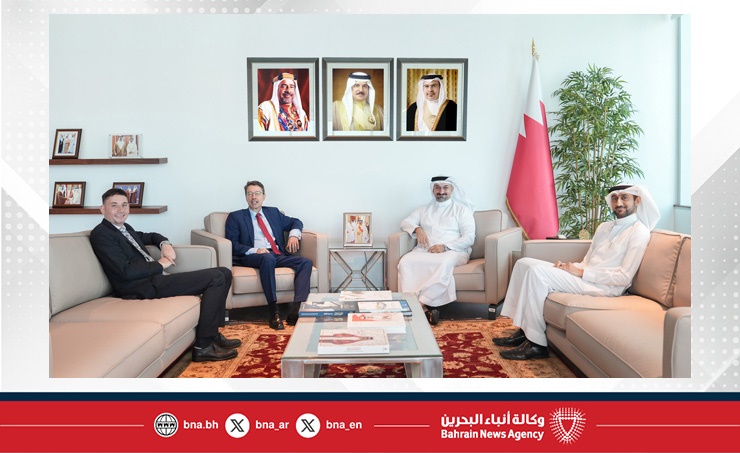 وزير الصناعة والتجارة يستقبل سفير جمهورية ألمانيا الاتحادية لدى مملكة البحرين