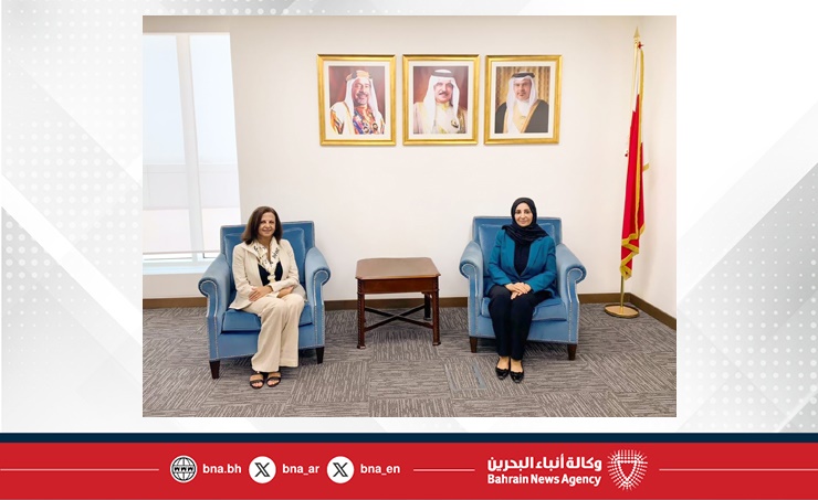 وزيرة الصحة تستقبل القائم بأعمال سفارة الجمهورية اللبنانية لدى مملكة البحرين