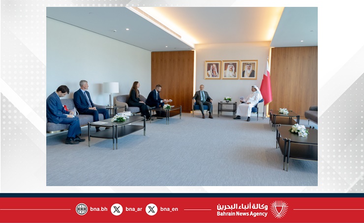 وزير المواصلات والاتصالات يستقبل سفير روسيا الاتحادية لدى المملكة