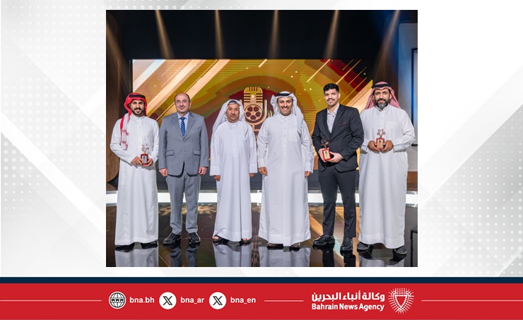 البحرين – ضمن مبادرات مختبر المبدعين وجائزة المواهب الإعلامية.. وزير الإعلام يشهد الحلقة الأخيرة من مسابقة نجم التعليق.