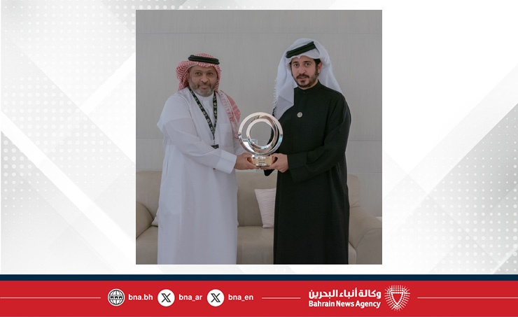 سموه كرم الرعاة والداعمين لجائزة الدانة 2025 .. خالد بن حمد يستقبل مدير عام قناة mbc