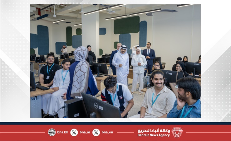 وزير التربية والتعليم يفتتح فرع كلية البحرين التقنية "بوليتكنك البحرين" في دلمونيا