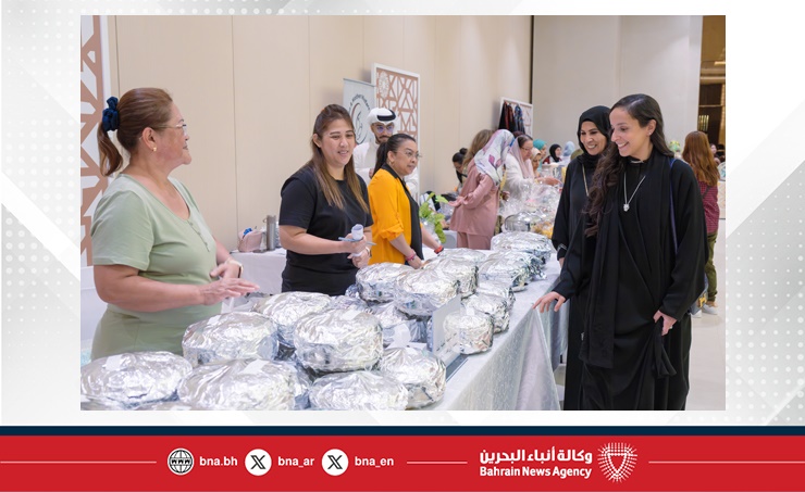 سمو الشيخة لولوة بنت خليفة بن سلمان آل خليفة تفتتح مهرجان (طبق الخير 27) سمو الشيخة لولوة بنت خليفة بن سلمان آل خليفة تفتتح مهرجان (طبق الخير 27)