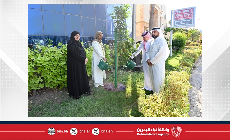 "التنمية السياسية" يشارك في أسبوع الشجرة