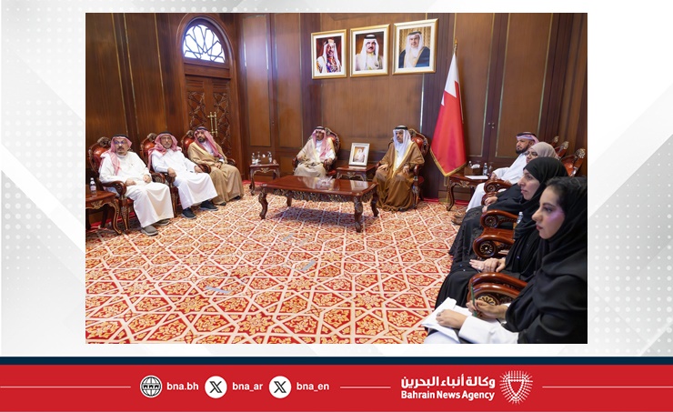 وزير الشؤون العامة بالديوان الملكي رئيس مجلس أمناء مركز الأرشيف الوطني يبحث مع أمين عام دارة الملك عبدالعزيز تعزيز أوجه التعاون