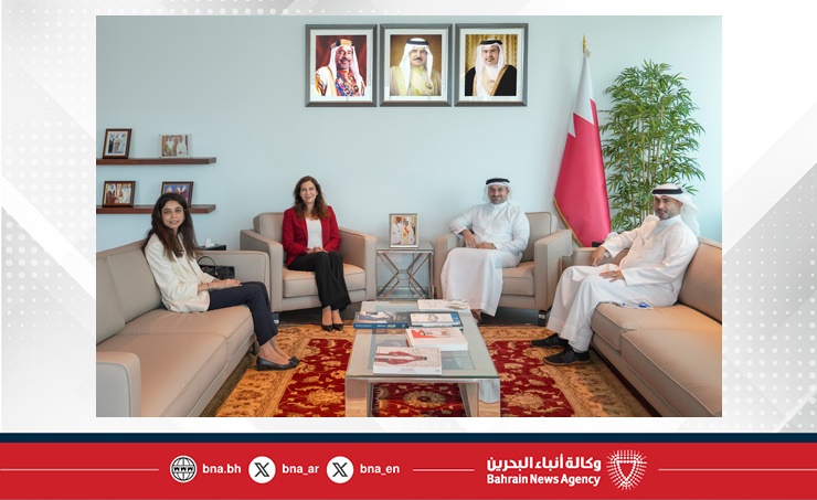 وزير الصناعة والتجارة يستقبل سفيرة جمهورية مصر العربية لدى مملكة البحرين