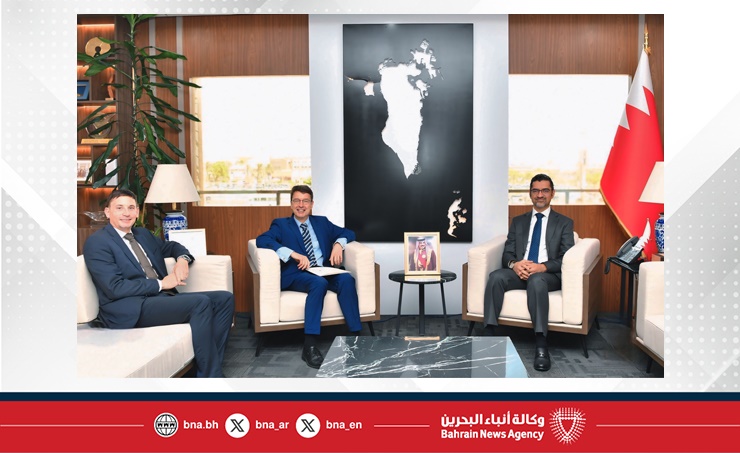 وزير شؤون البلديات والزراعة يستقبل سفير جمهورية ألمانيا الاتحادية المعين لدى مملكة البحرين