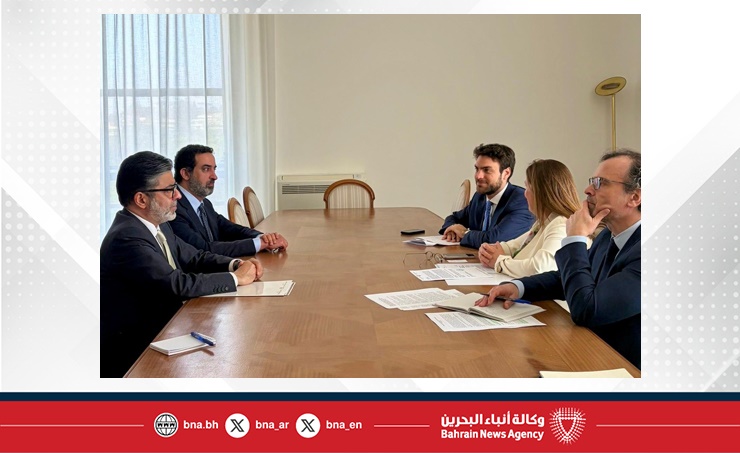 سفيرا مملكة البحرين ودولة الكويت في روما يجتمعان مع المدير العام لشؤون الأمم المتحدة وحقوق الإنسان والمنظمات الدولية، نائب المدير العام للشؤون السياسية والأمن الدولي في وزارة الخارجية والتعاون الدولي الإيطالية