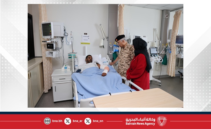 Defence Minister visits injured following Iranian attacks