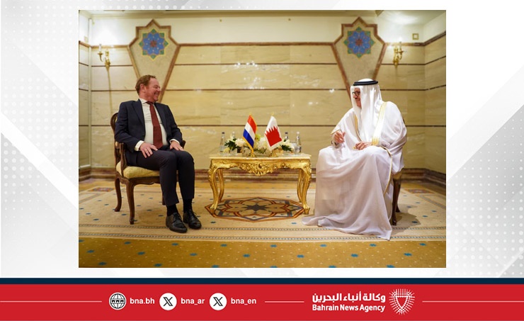 Foreign Minister meets Dutch counterpart in Kuwait