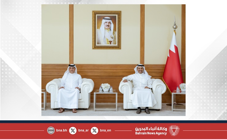 وزير الإعلام يستقبل رئيس مجلس إدارة الجمعية البهائية الاجتماعية
