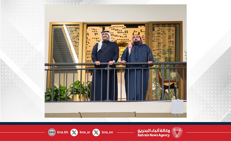 البحرين – سمو الشيخ عيسى بن سلمان بن حمد يشهد سباق الخيل الثامن عشر وسط منافسة حماسية ومشاركة واسعة