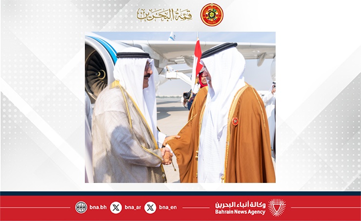 HH the Amir of the State of Kuwait received by HRH the Crown Prince and Prime Minister upon arrival in Bahrain to participate in the 46th GCC Summit