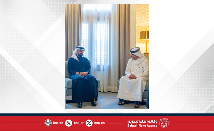 HRH the Crown Prince and Prime Minister meets with award-winning Bahraini architects