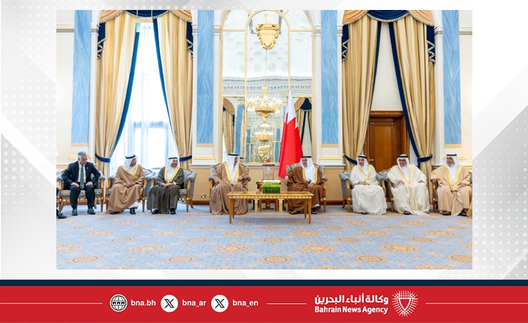 سمو ولي العهد رئيس مجلس الوزراء: التعاون المثمر والجهود المشتركة بين السلطتين التنفيذية والتشريعية والقطاع الخاص تُشكل الأساس الذي تنطلق منه كافة الجهود الوطنية وتُبنى عليه الخطط والبرامج والمبادرات التي تصب في تحقيق الإنجازات التنموية