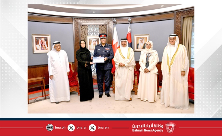 بمناسبة تسلُّم شهادة اعتماد منظمة الصحة العالمية لمحافظتي المحرق والشمالية «محافظة صحية».. وزير الداخلية: تطبيق مشروع المدن الصحية يُسهم في تحقيق أهداف التنمية المستدامة وتعزيز المسيرة الوطنية بقيادة جلالة الملك المعظم