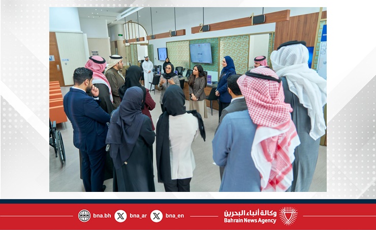 وزيرة الصحة تلتقي منتسبي الدفعة الحادية عشرة من برنامج رئيس مجلس الوزراء لتنمية الكوادر الحكومية