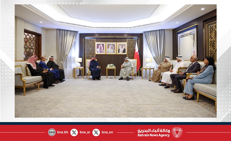 خلال لقائه رئيس وأعضاء مجلس إدارة الجمعية .. رئيس مجلس الشورى يشيد بجهود وإسهامات رجال الأعمال البحرينية في دعم الاقتصاد الوطني وتعزيز الشراكات التجارية والاستثمارية والتنموية