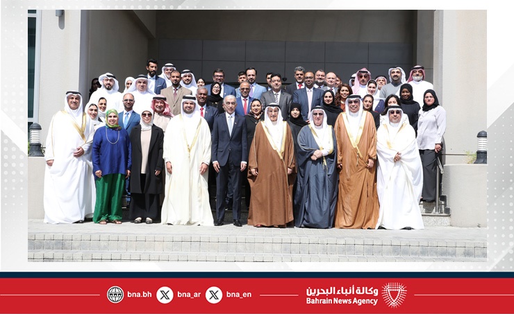 اللجنة الوزارية للمشاريع التنموية والبنية التحتية تتابع وتيرة توفير الخدمات وخطة تطوير الشبكة ورفع طاقتها الاستيعابية .. إنجاز 102 من إجمالي 125 من مشاريع الطرق المدرجة ضمن برنامج الحكومة (2023-2026) وبنسبة 82%