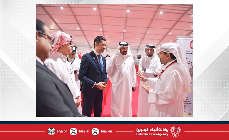وزير شؤون البلديات والزراعة يتفقد معرض البحرين الدولي مراعي 2025 ويؤكد أهميته في تعزيز توجهات الأمن الغذائي