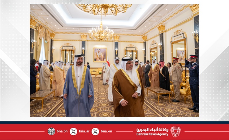 سمو ولي العهد رئيس مجلس الوزراء: أبناء البحرين يواصلون تجسيد أروع صور المسؤولية الوطنية في مختلف الميادين مدفوعين بروح عالية حريصة على تحقيق الإنجازات