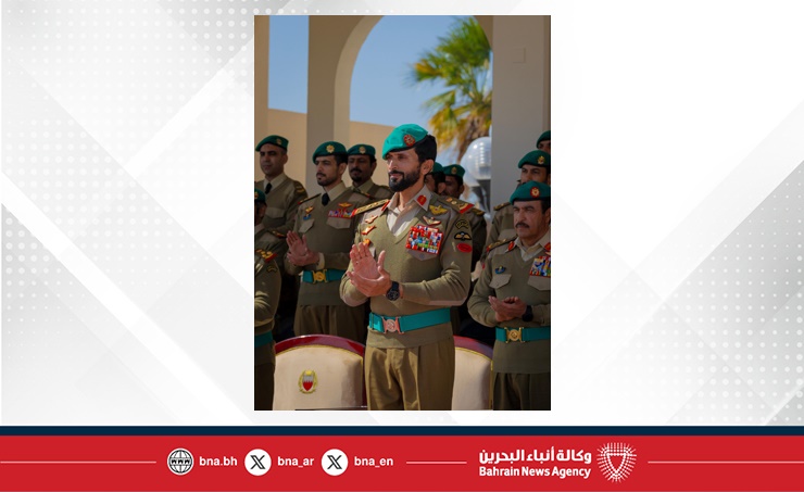 سمو الشيخ ناصر بن حمد آل خليفة يرعى حفل تخريج إحدى دورات المستجدين بالحرس الملكي