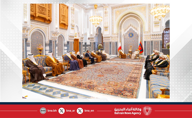 لدى لقاء سموه صاحب الجلالة سلطان عمان.. سمو ولي العهد رئيس مجلس الوزراء يؤكد على ما يجمع مملكة البحرين وسلطنة عمان الشقيقة من علاقات استراتيجية متينة وأواصر أخوية وثيقة