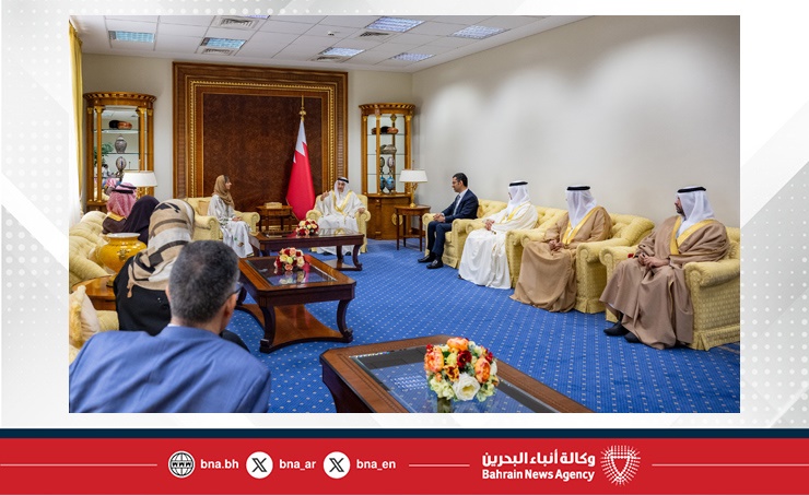 الشيخ خالد بن عبد الله يلتقي المدير التنفيذي للمجلس الدولي للتمور.. ويؤكد: البحرين شريك فاعل في جهود استدامة التنمية الزراعية وداعمة لمبادرات الأمن الغذائي إقليميًا وعالميًا