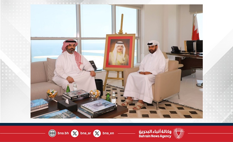 سمو الشيخ فيصل بن راشد يستقبل الرئيس التنفيذي ونائب الرئيس التنفيذي للمجلس الأعلى للبيئة