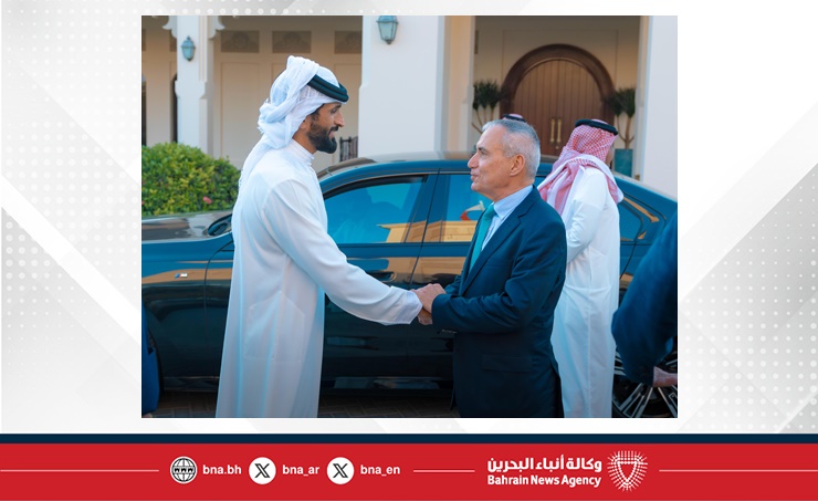 الاتحاد الدولي للفروسية يمنح سمو الشيخ ناصر بن حمد آل خليفة شارة الشرف الذهبية اعترافا بريادته الدولية الاتحاد الدولي للفروسية يمنح سمو الشيخ ناصر بن حمد آل خليفة شارة الشرف الذهبية اعترافا بريادته الدولية