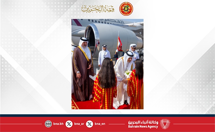 رئيس مجلس الوزراء وزير الخارجية بدولة قطر يصل إلى مملكة البحرين للمشاركة في أعمال الدورة السادسة والأربعين للمجلس الأعلى لمجلس التعاون لدول الخليج العربية