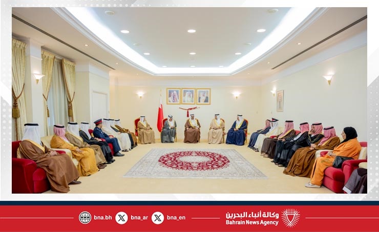 خلال التقاء سموه بالأهالي في مجلس المحافظة .. سمو محافظ المحافظة الجنوبية: تعزيز التواصل مع المواطنين وتلبية احتياجاتهم لتحقيق المزيد من الخدمات التنموية