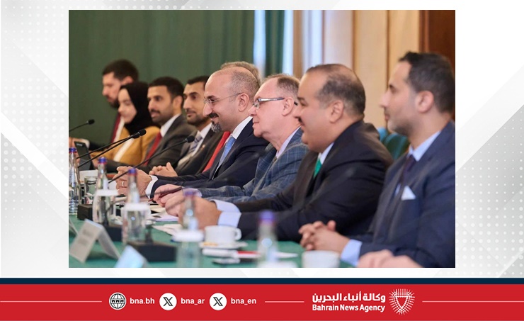 وزير الصناعة والتجارة يترأس الجانب البحريني في الاجتماع الرابع للجنة البحرينية ـ الروسية للتعاون التجاري والاقتصادي والعلمي والتكنولوجي بموسكو