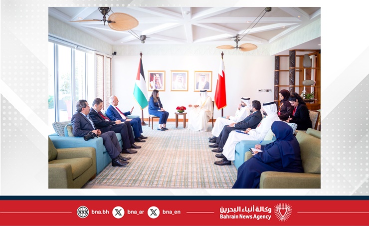 وزير الخارجية يلتقي مع وزيرة الخارجية والمغتربين بدولة فلسطين