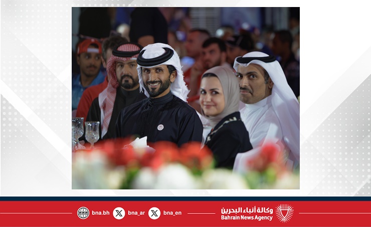 سمو ولي العهد رئيس مجلس الوزراء ينيب ناصر بن حمد لحضور حفل ختام بطولة الشرق الأوسط للرجل الحديدي 70.3 سمو ولي العهد رئيس مجلس الوزراء ينيب ناصر بن حمد لحضور حفل ختام بطولة الشرق الأوسط للرجل الحديدي 70.3